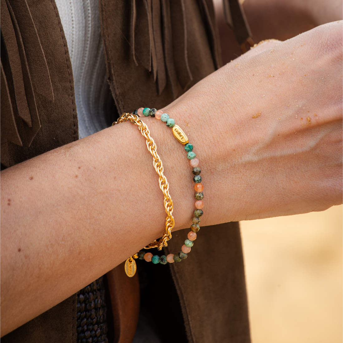 Bracelet or et pierres naturelles sans fermoir