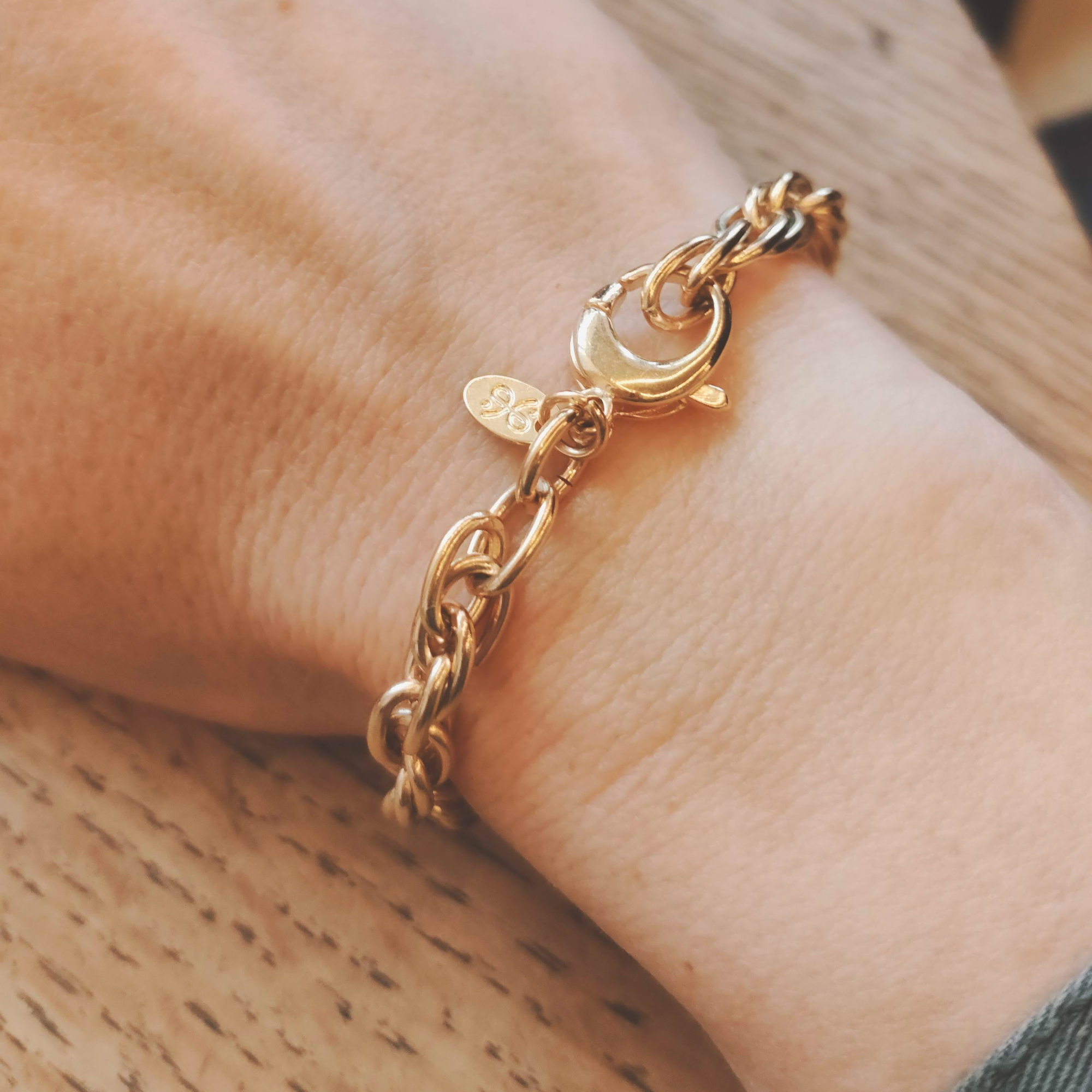 bijou bracelet or chaine torsade et grand fermoir
